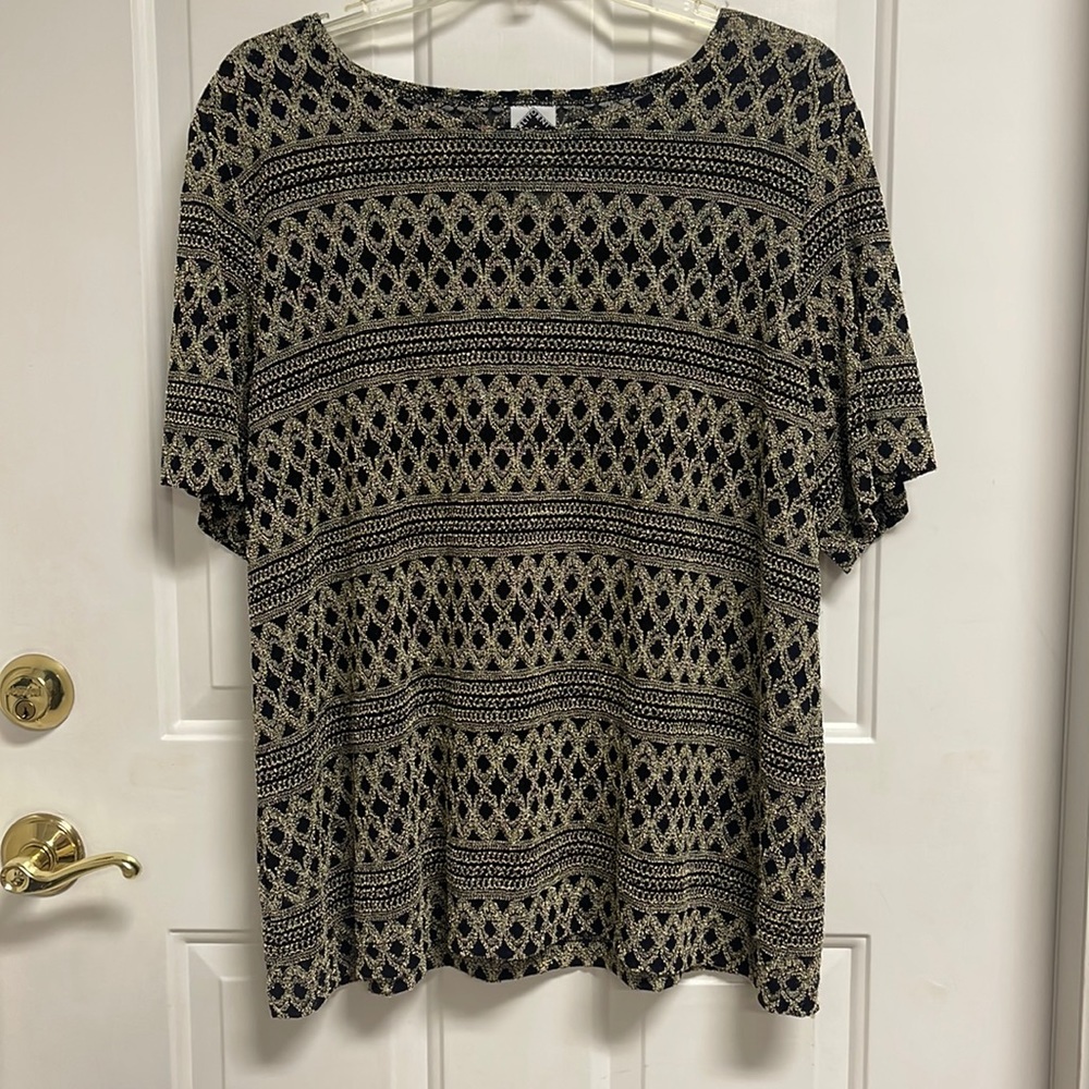California Concepts Tan & Black Blouse